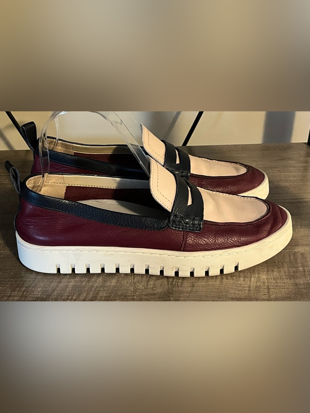 Vionic Uptown Leather Loafers Size 8 - Picture 3 of 8